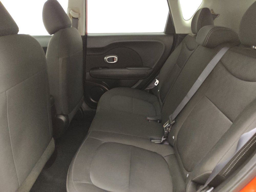 Used 2019 Kia Soul FWD image 18