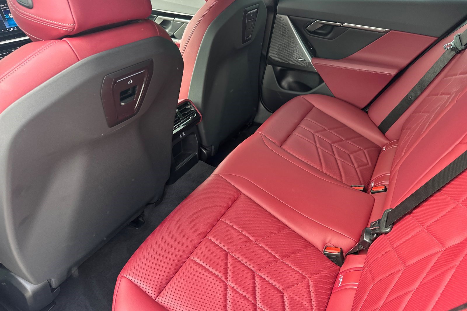 Certified 2024 BMW 530i w/ M Sport Package RWD image 15