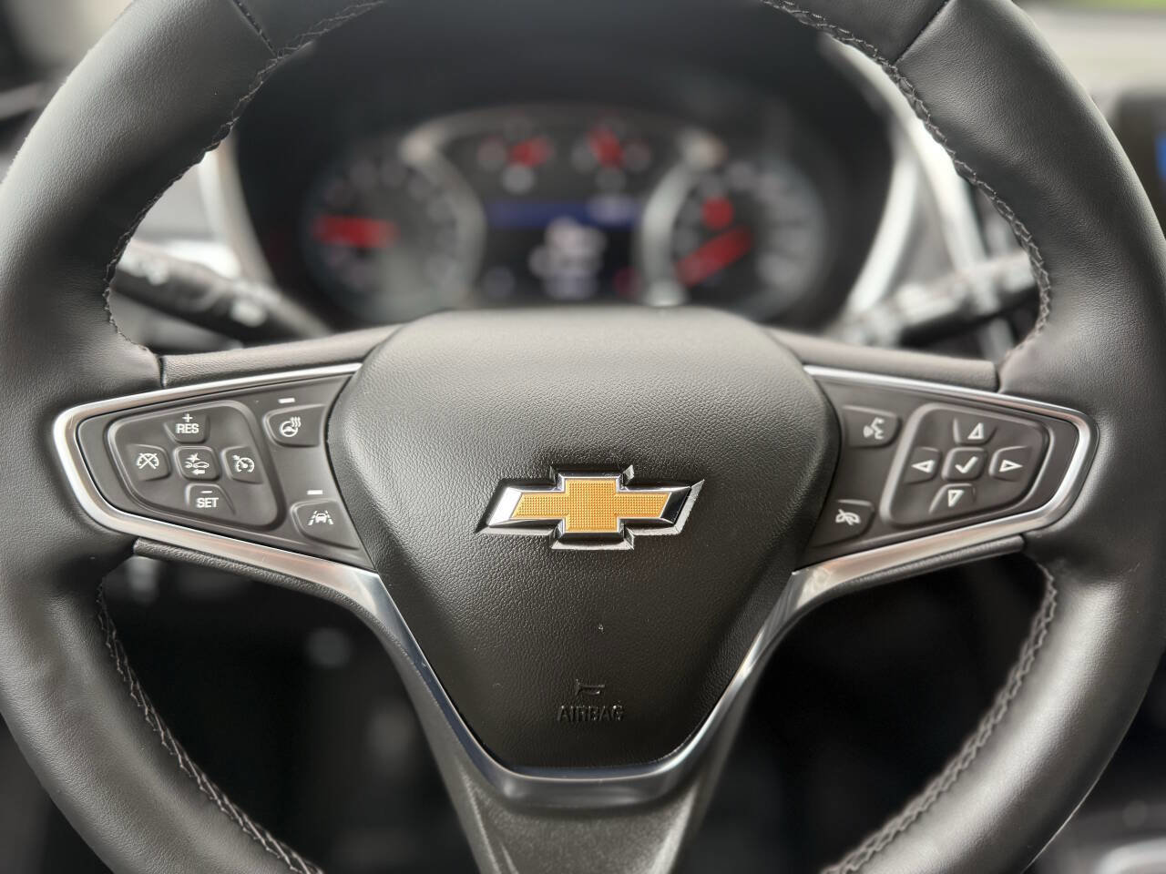 Used 2024 Chevrolet Equinox LT image 12