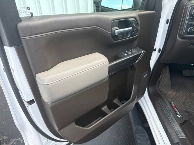 Certified 2021 Chevrolet Silverado 1500 LTZ w/ LTZ Premium Package AWD/4WD image 38