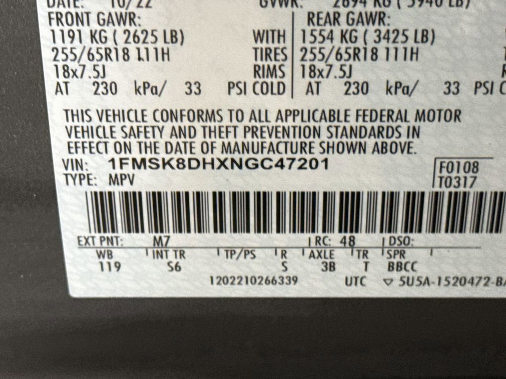 Used 2022 Ford Explorer XLT w/ Equipment Group 202A AWD/4WD image 28