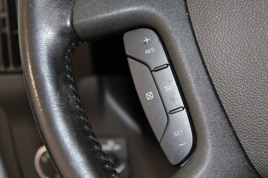 Used 2021 Chevrolet Express 2500 Extended w/ Driver Convenience Package image 31