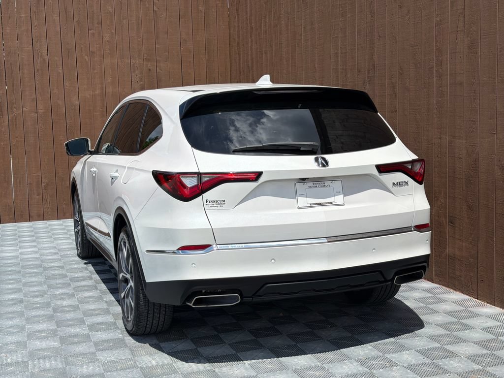 Used 2024 Acura MDX w/ Technology Package FWD image 17