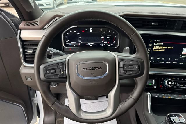 Used 2024 GMC Sierra 1500 Denali image 16