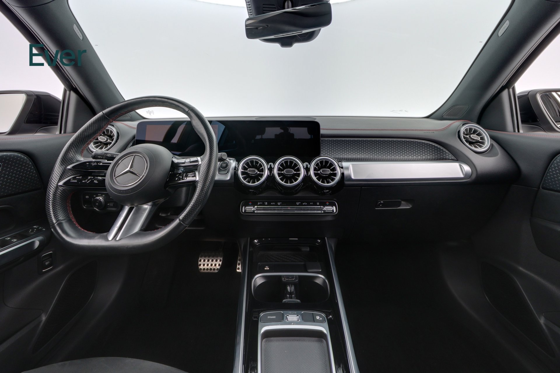 Used 2024 Mercedes-Benz EQB 250+ image 26