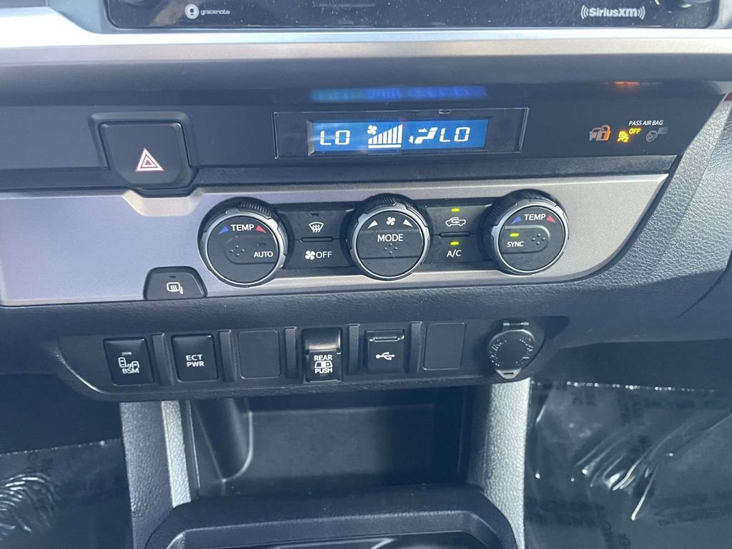 Used 2022 Toyota Tacoma SR5 w/ Technology Package image 40