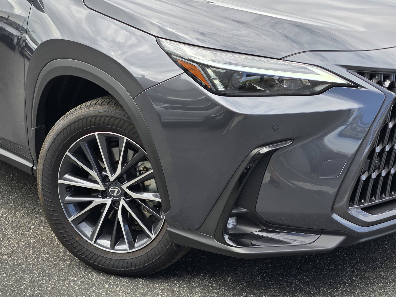 Certified 2026 Lexus NX 350h AWD w/ Accessory Package (2T) image 9