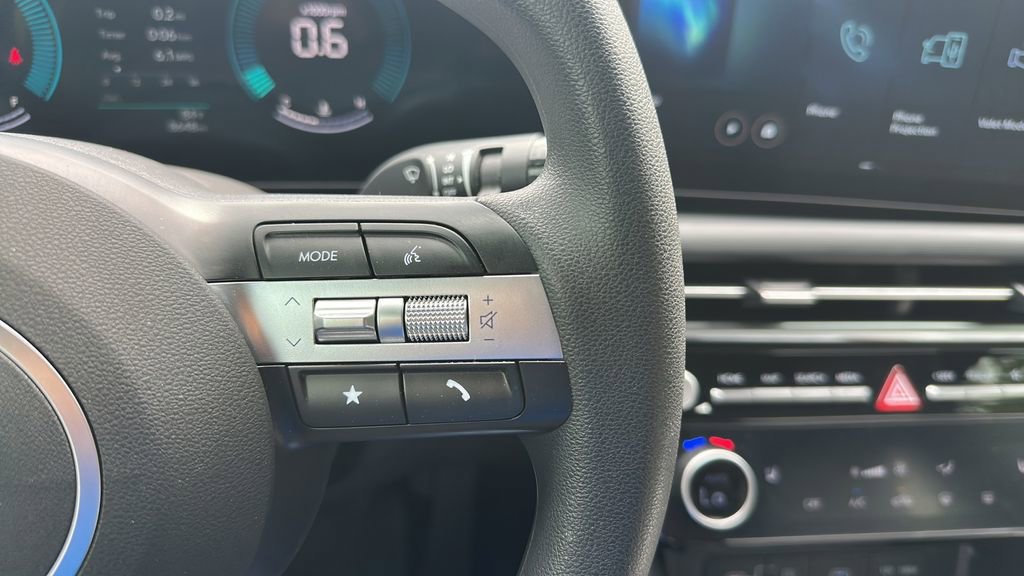 Used 2025 Hyundai Santa Cruz SEL image 35