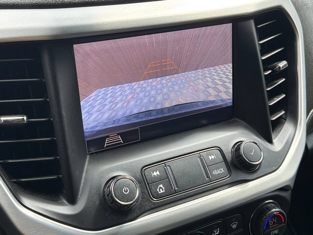 Used 2020 GMC Acadia SLT w/ Driver Alert Package II FWD image 9