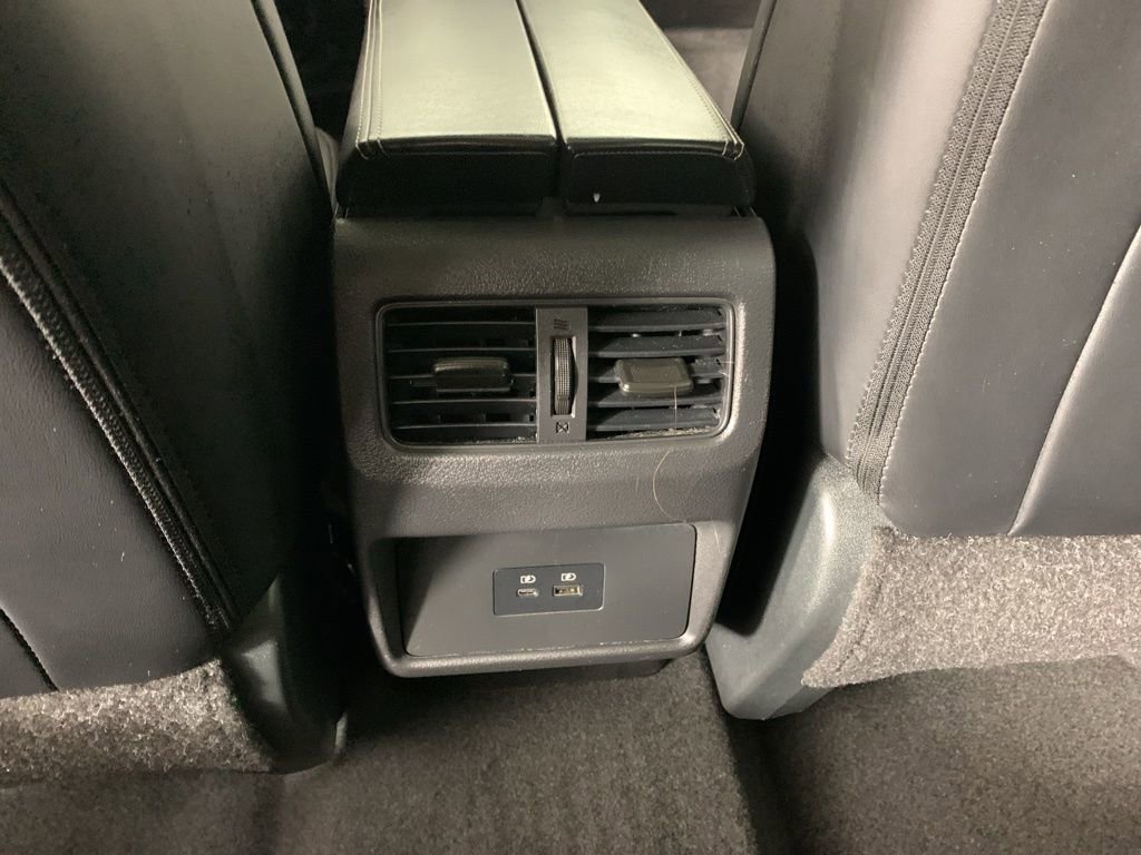 Used 2023 Nissan Rogue SV w/ SV Premium B Package image 34