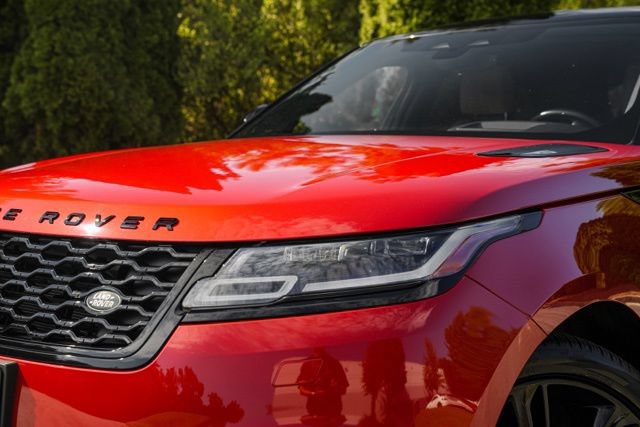 Used 2023 Land Rover Range Rover Velar HST AWD/4WD image 4