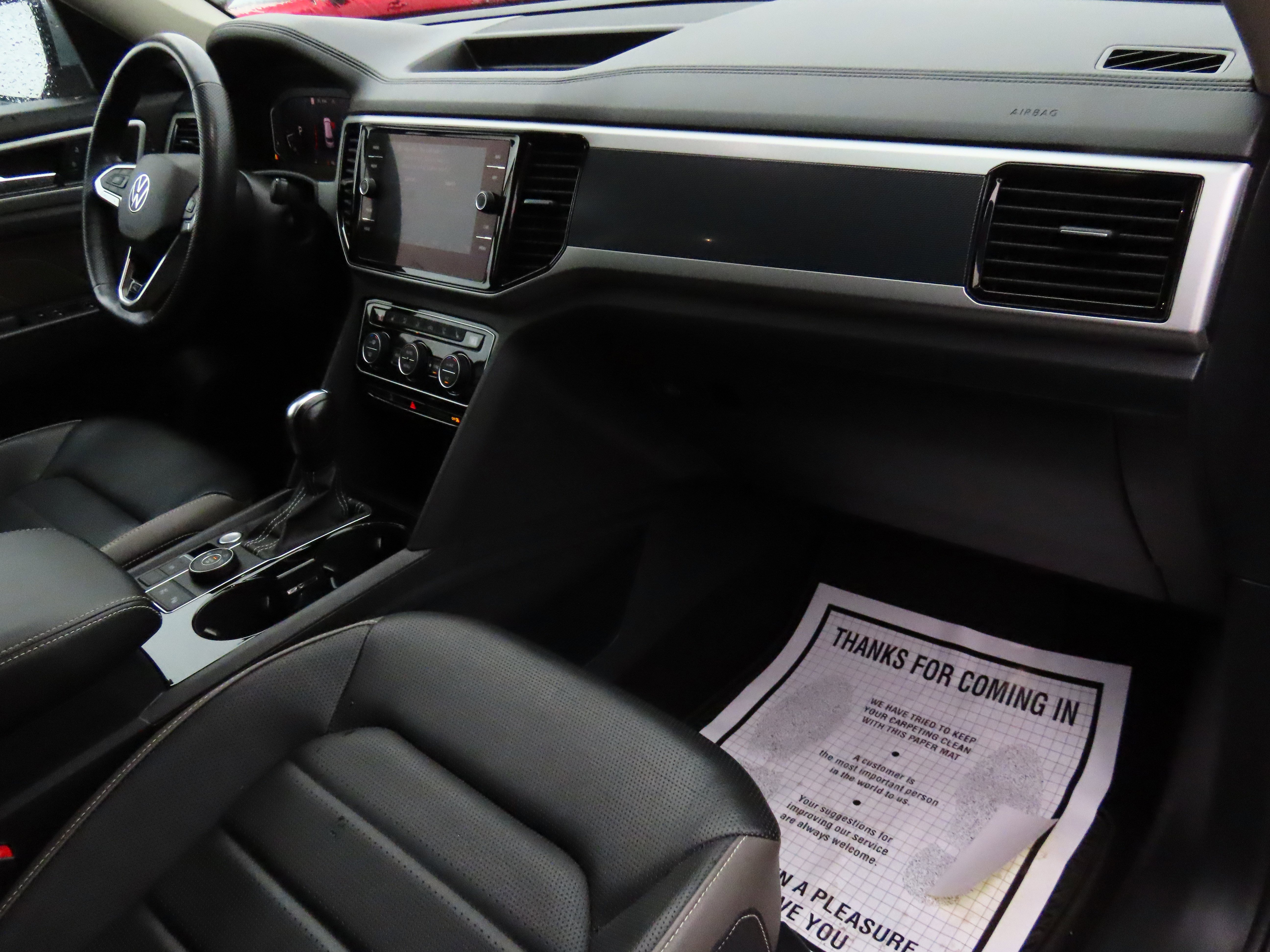 Used 2021 Volkswagen Atlas SEL Premium image 11