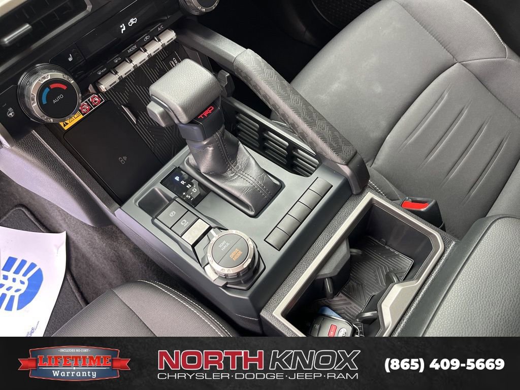 Used 2024 Toyota Tacoma TRD Sport w/ TRD Sport Upgrade Package image 10
