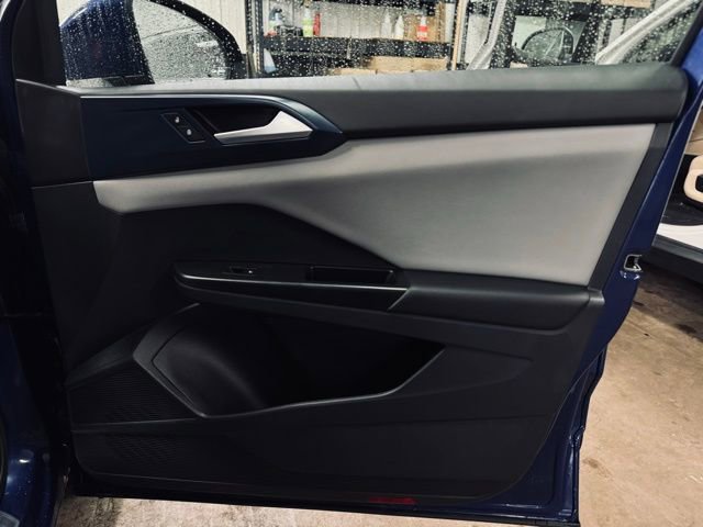 Used 2023 Volkswagen Taos SE w/ Panoramic Sunroof Package image 15