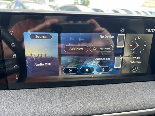 New 2025 Nissan Kicks SV w/ SV Premium Package image 20