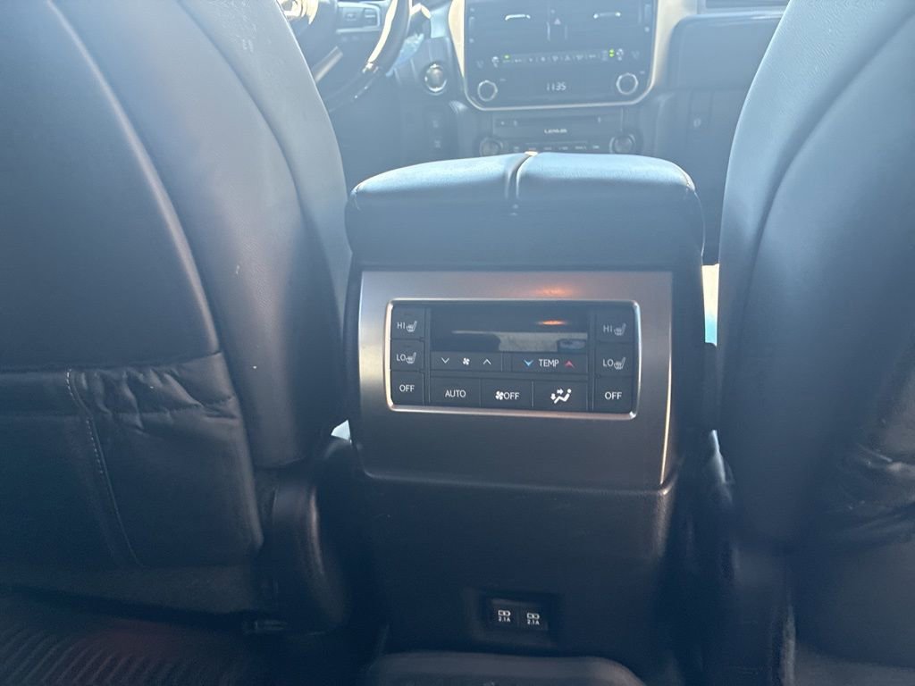 Used 2023 Lexus GX 460 Premium image 13