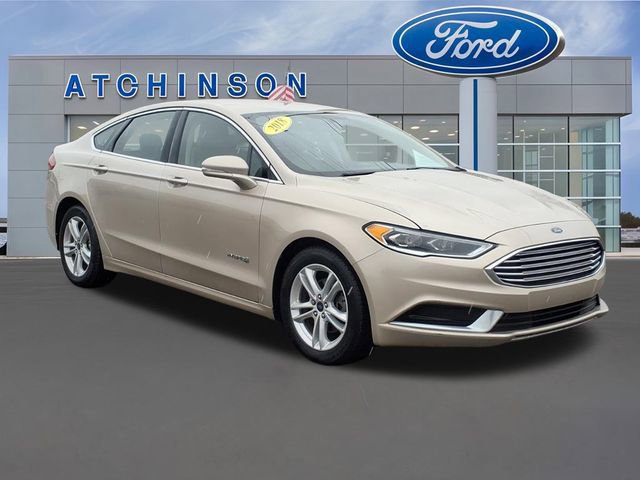 Used 2018 Ford Fusion SE w/ Equipment Group 602A image 3