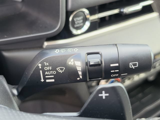 Used 2025 Mitsubishi Outlander SE FWD image 24