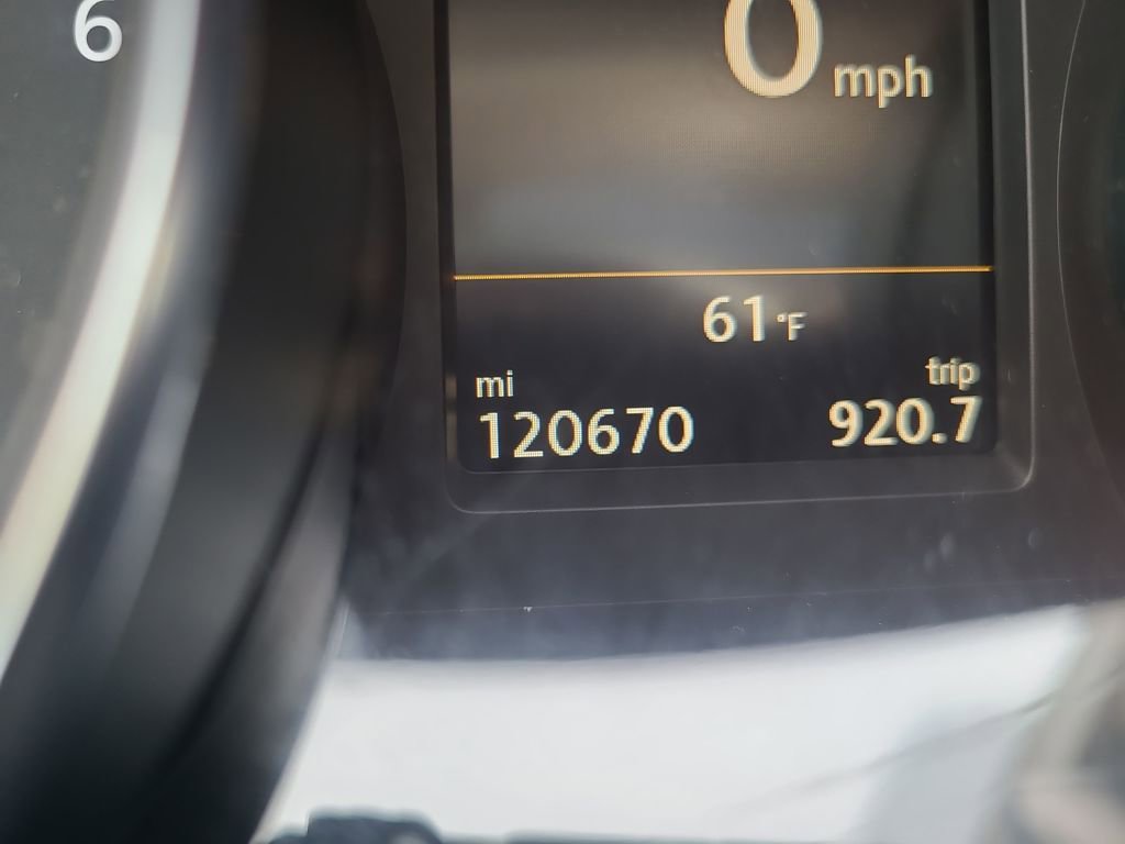 Used 2016 Volkswagen Passat 1.8T SEL Premium image 30