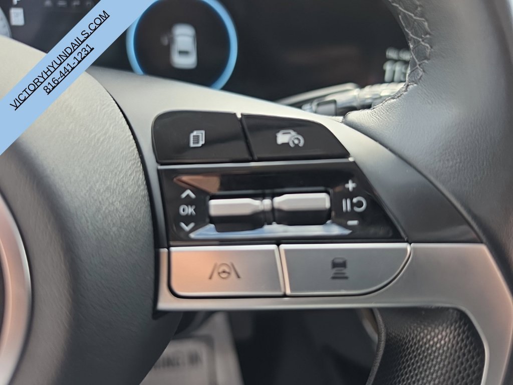 Used 2025 Hyundai Elantra SEL FWD image 23