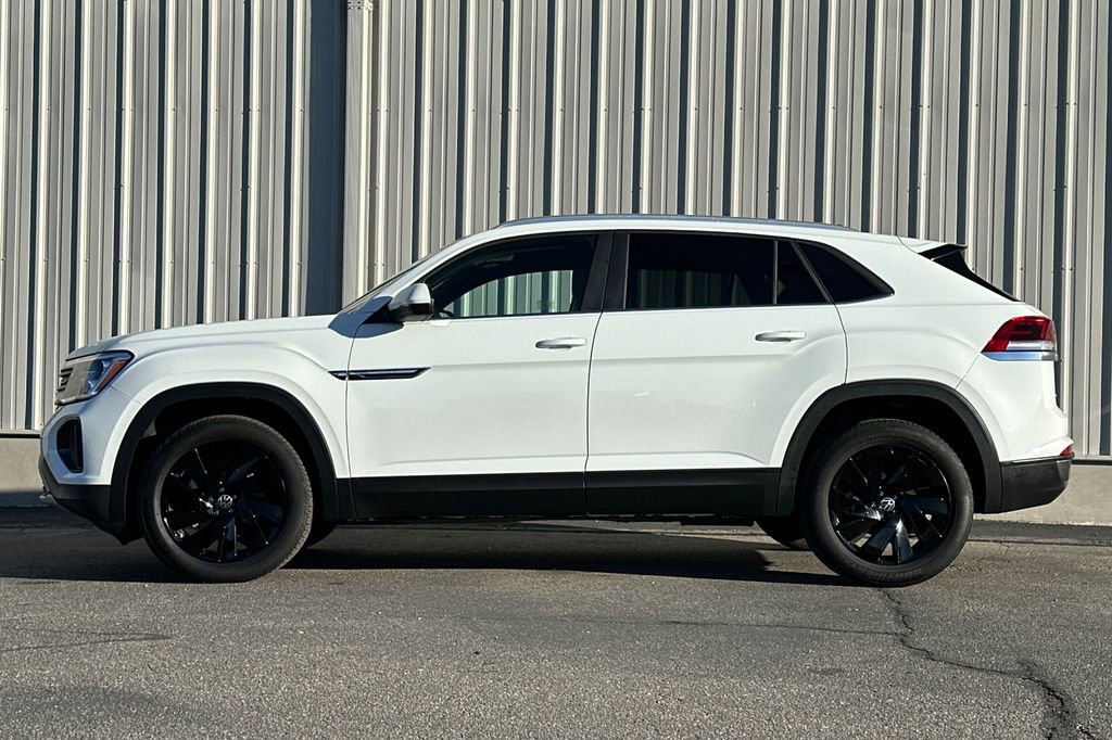 Used 2024 Volkswagen Atlas Cross Sport SE image 7