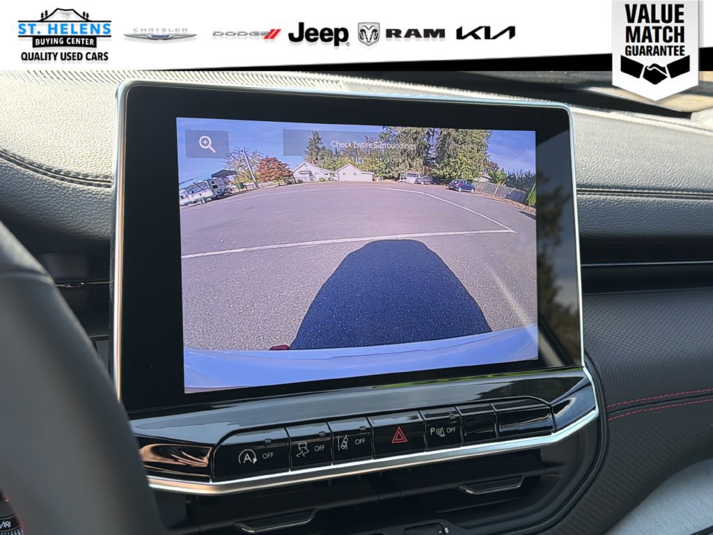 Used 2026 Jeep Compass Trailhawk AWD/4WD image 23