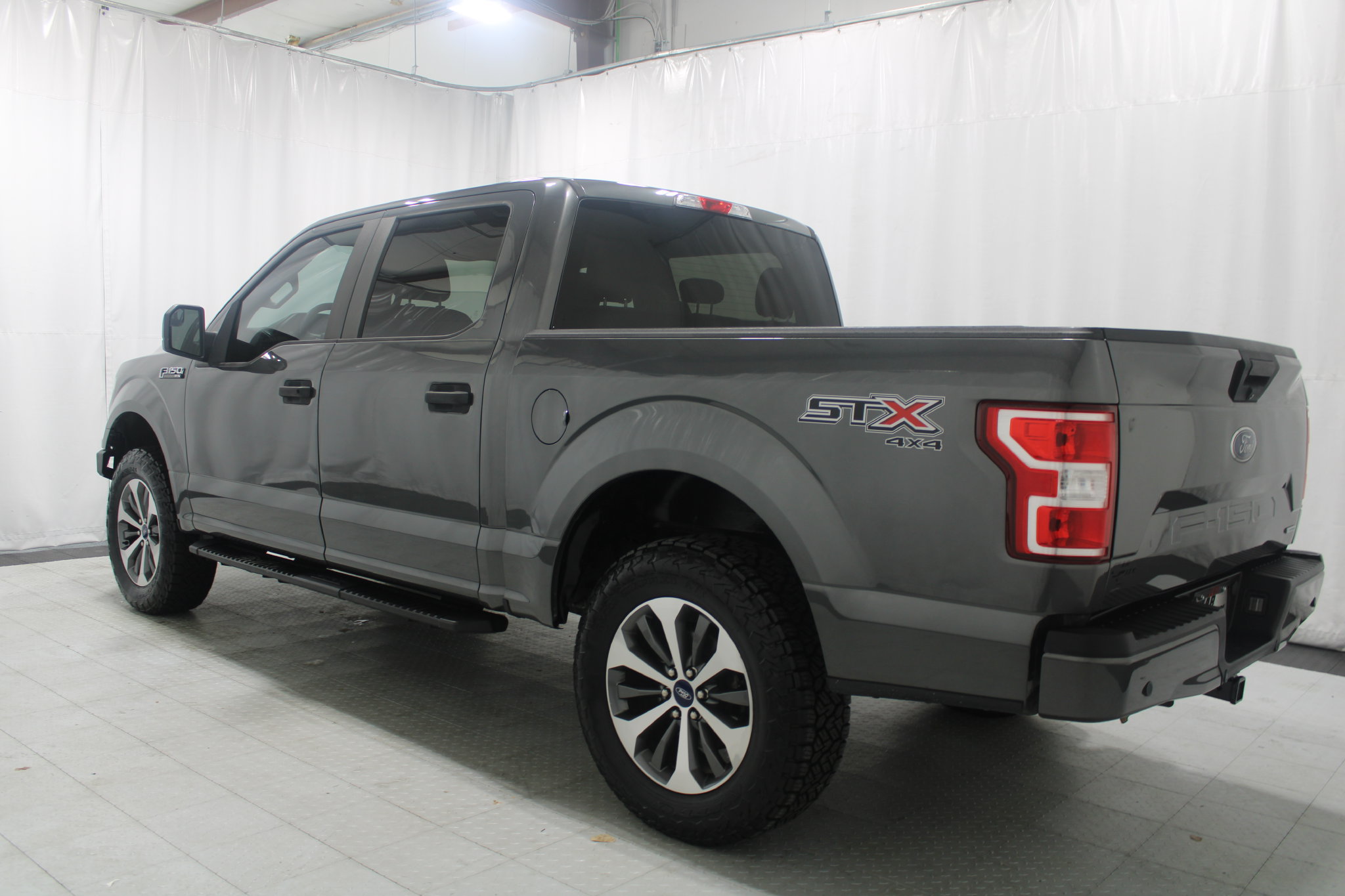 Used 2019 Ford F150 XL w/ Equipment Group 101A Mid AWD/4WD image 8