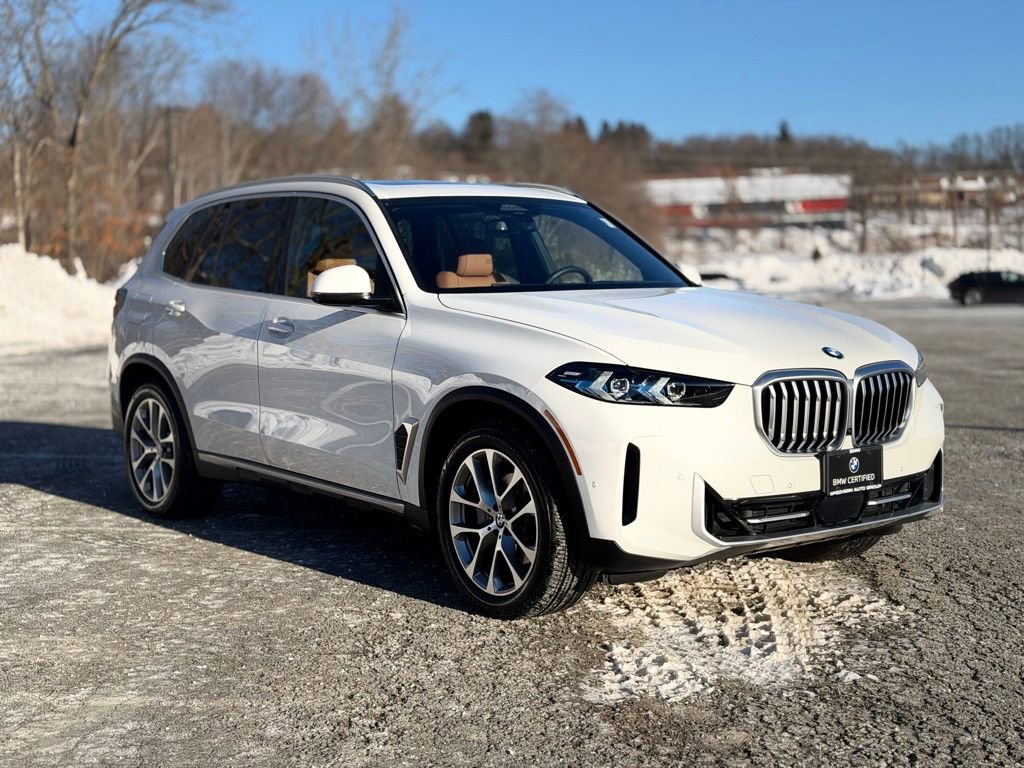 Certified 2025 BMW X5 xDrive40i w/ Parking Assistance Package image 9