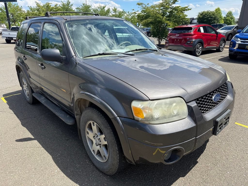 Used 2005 Ford Escape Limited AWD/4WD image 7