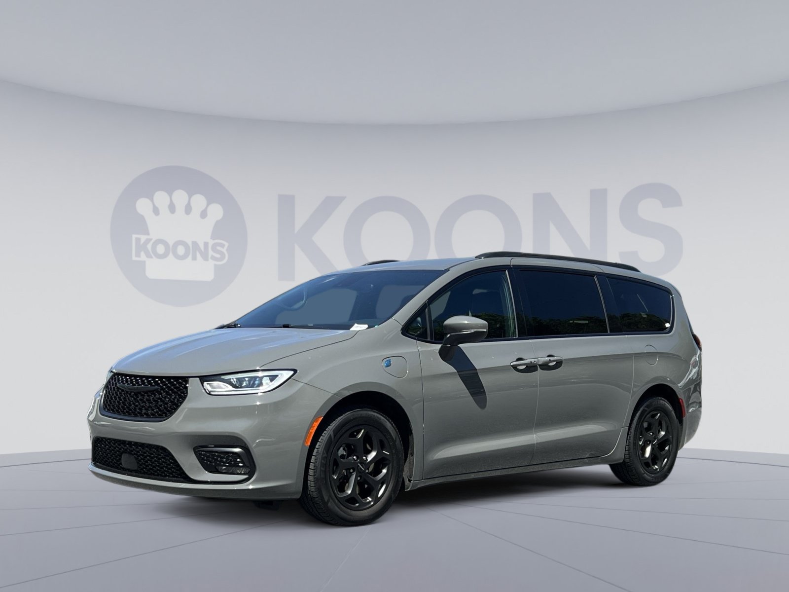 Used 2023 Chrysler Pacifica Touring-L w/ S Appearance Package