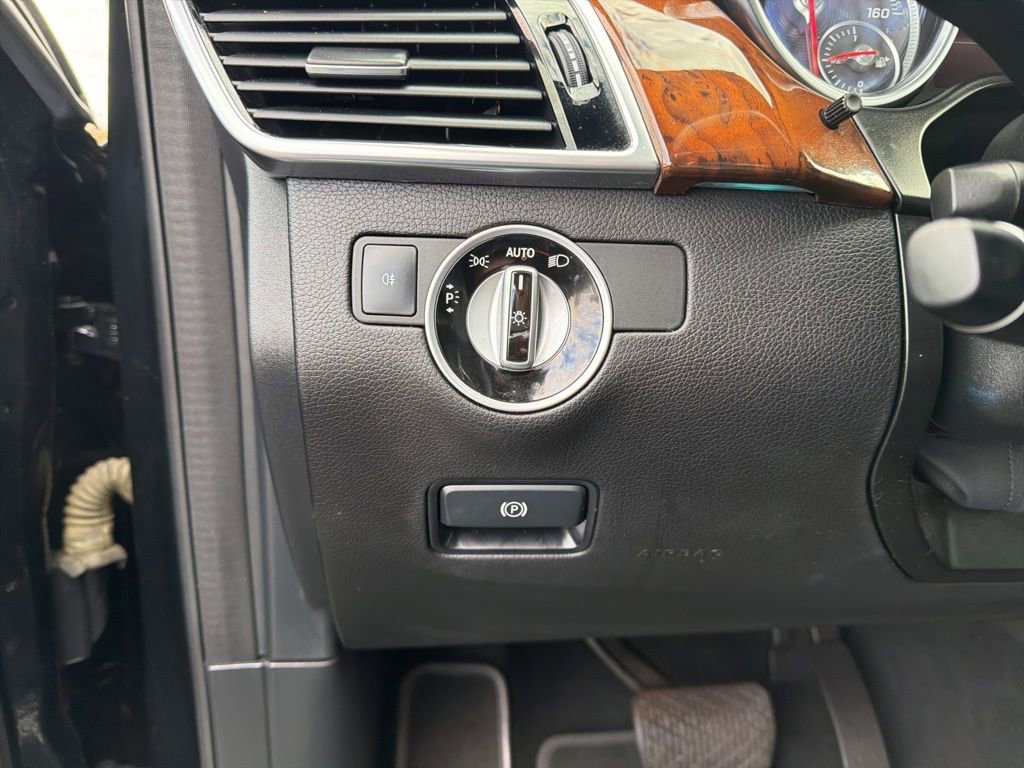 Used 2019 Mercedes-Benz GLS 450 4MATIC image 28