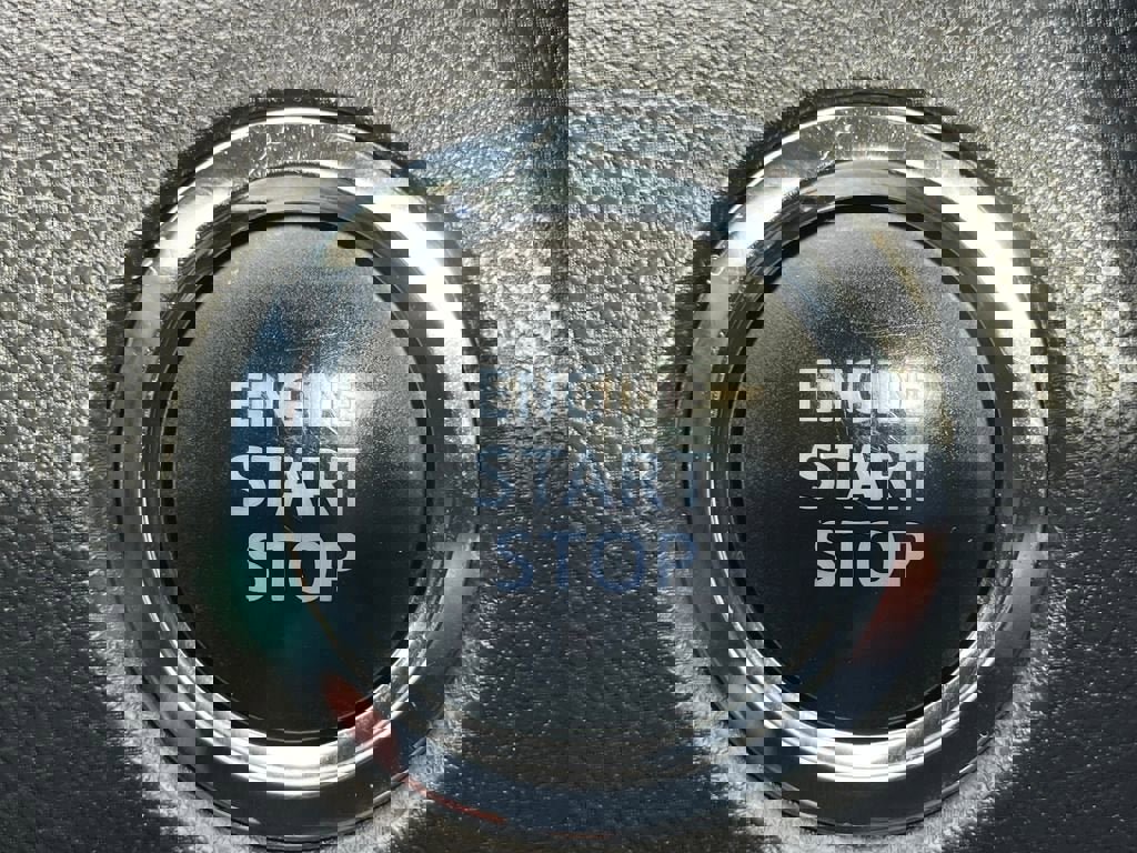 Used 2022 Toyota Camry XSE w/ Carpet Mat Package (TMS) image 26