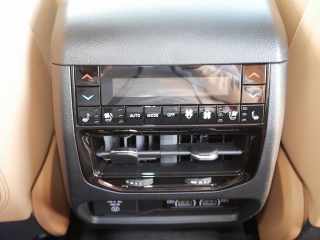 New 2025 Jeep Grand Cherokee L Summit image 22