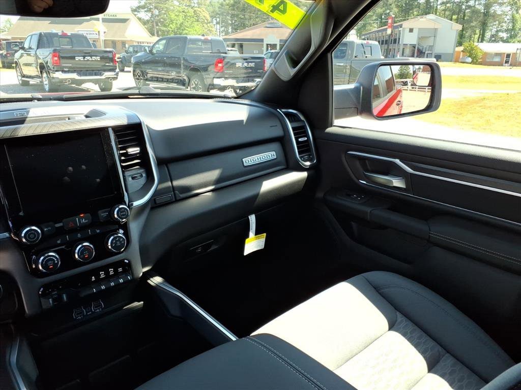 New 2026 RAM 1500 Big Horn AWD/4WD image 10