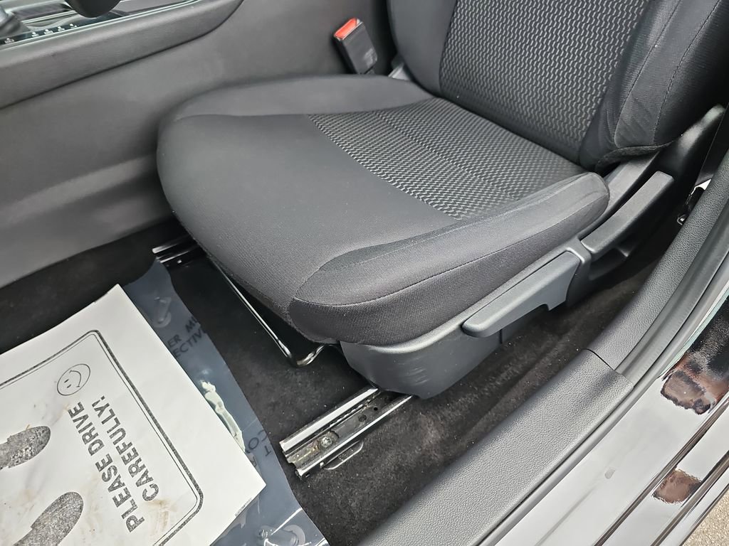 Used 2023 Nissan Sentra S image 33