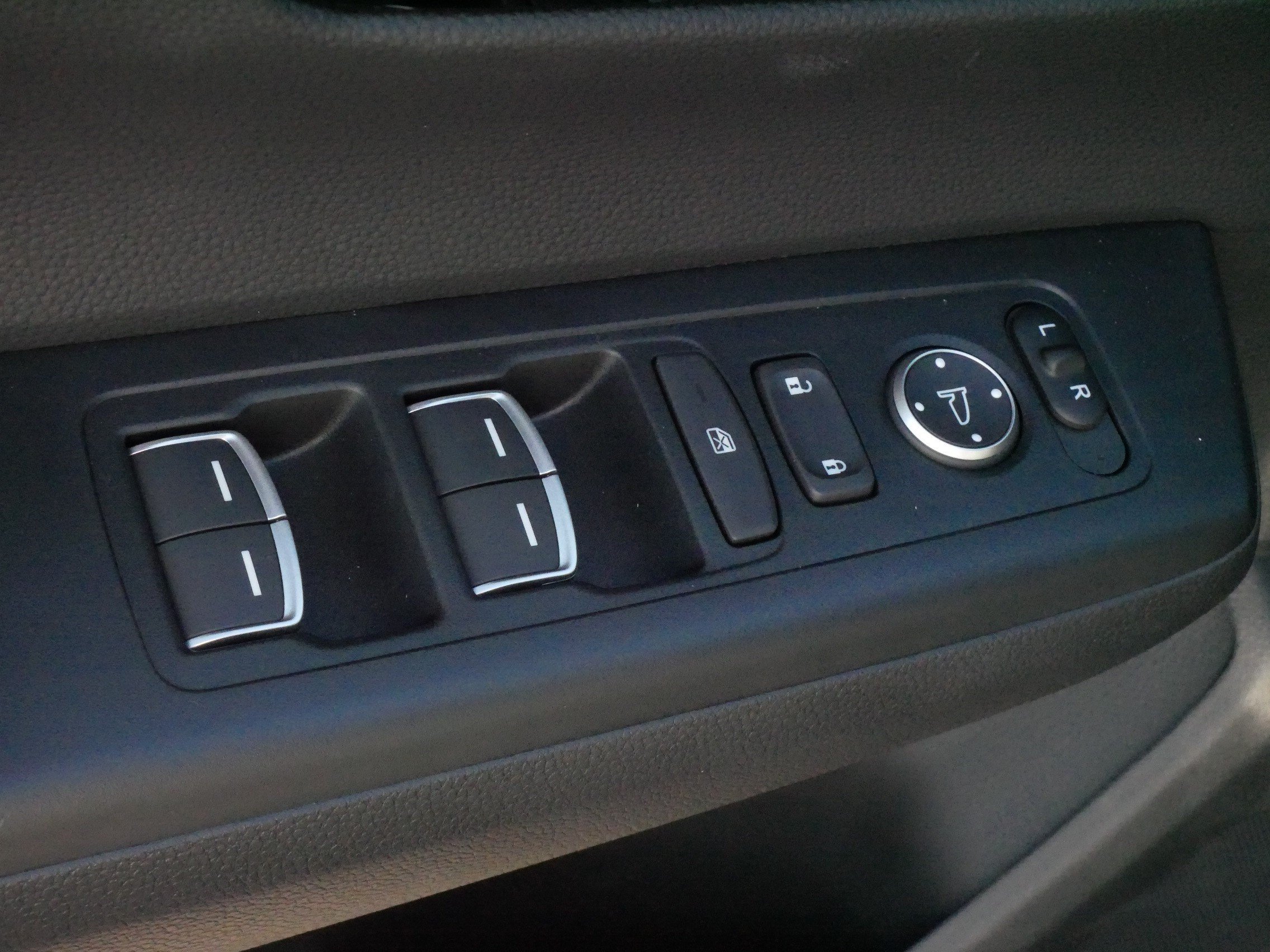 Certified 2026 Honda CR-V Sport Touring image 19
