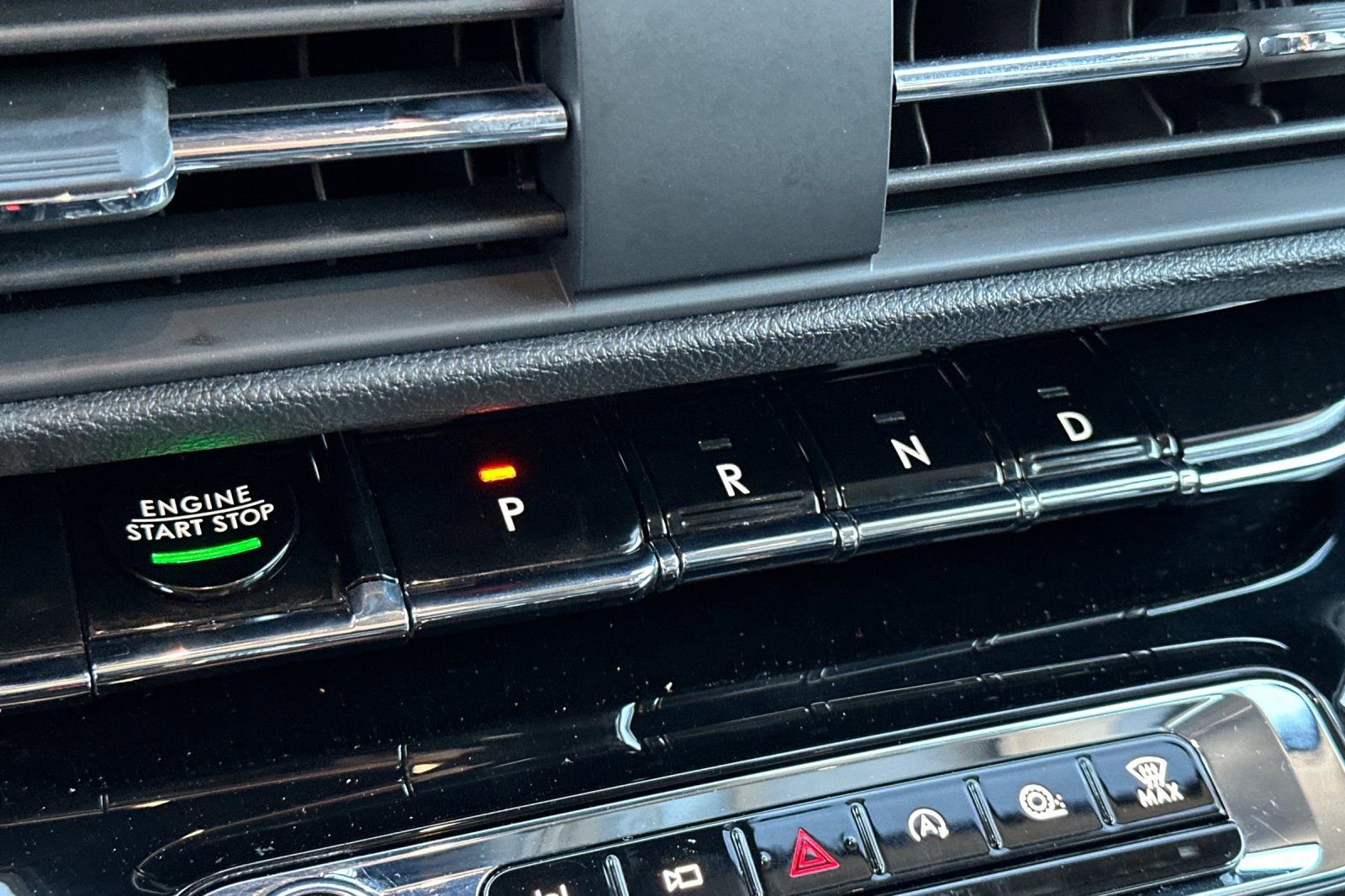 Used 2023 Lincoln Corsair FWD image 22