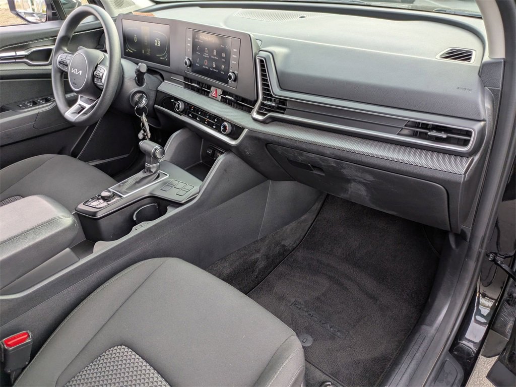 Used 2024 Kia Sportage LX image 31