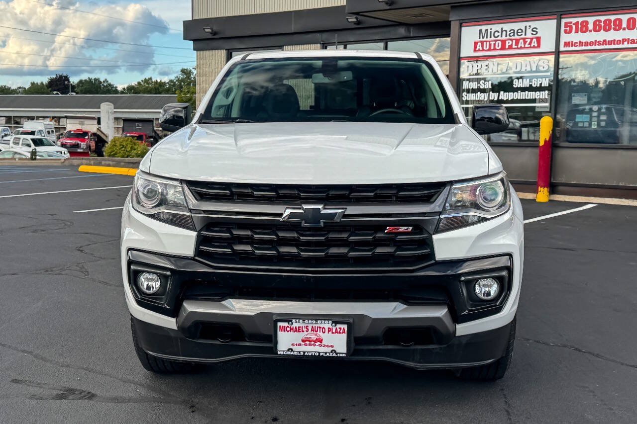 Used 2022 Chevrolet Colorado Z71 AWD/4WD image 9