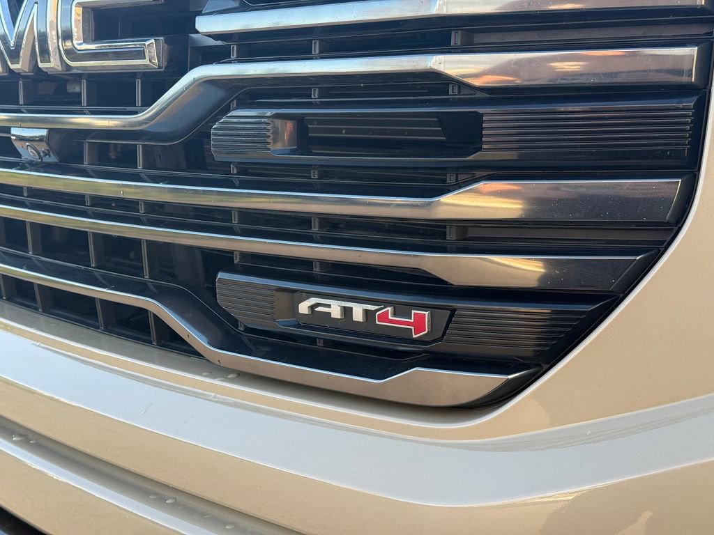Used 2023 GMC Sierra 1500 AT4 w/ AT4 Premium Package image 10