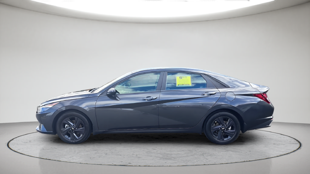 Used 2023 Hyundai Elantra SEL FWD image 12