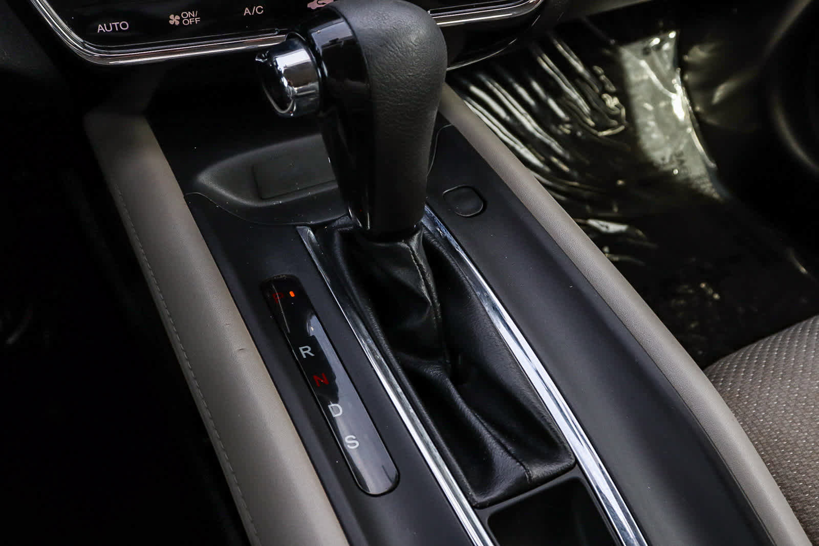 Used 2016 Honda HR-V EX image 23