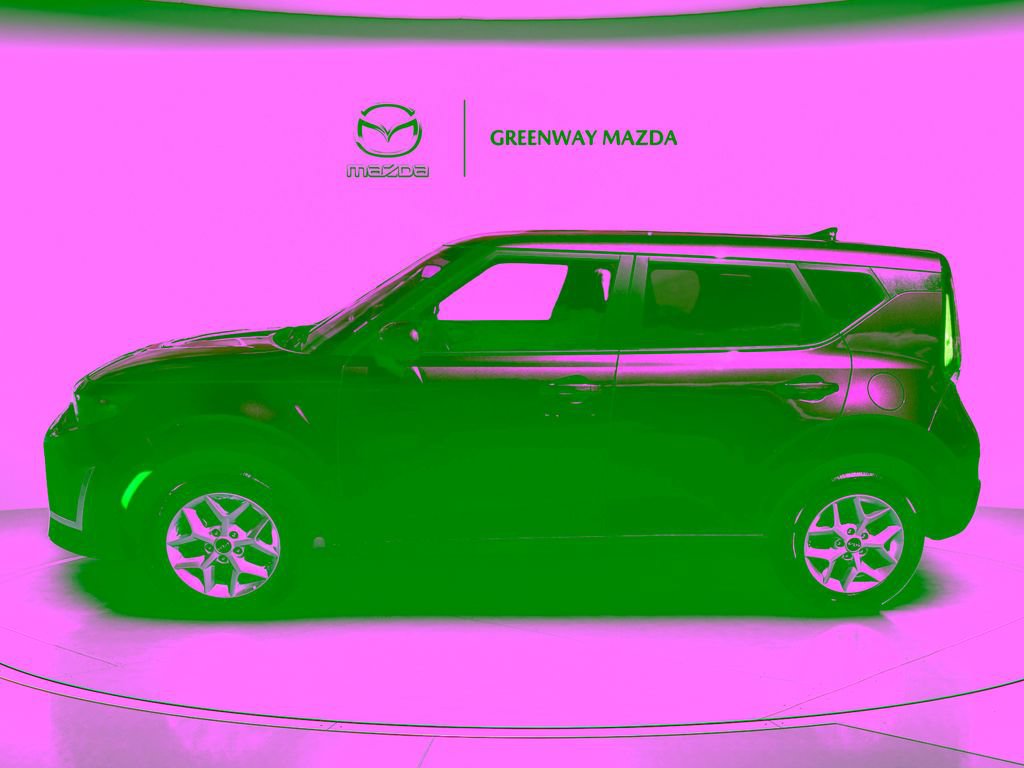 Used 2025 Kia Soul LX FWD image 4