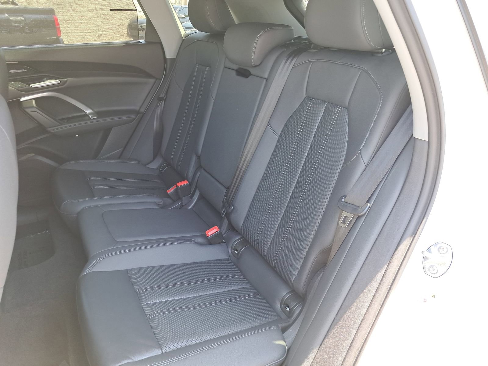 Certified 2025 Audi Q5 Premium Plus w/ Premium Plus AWD/4WD image 14