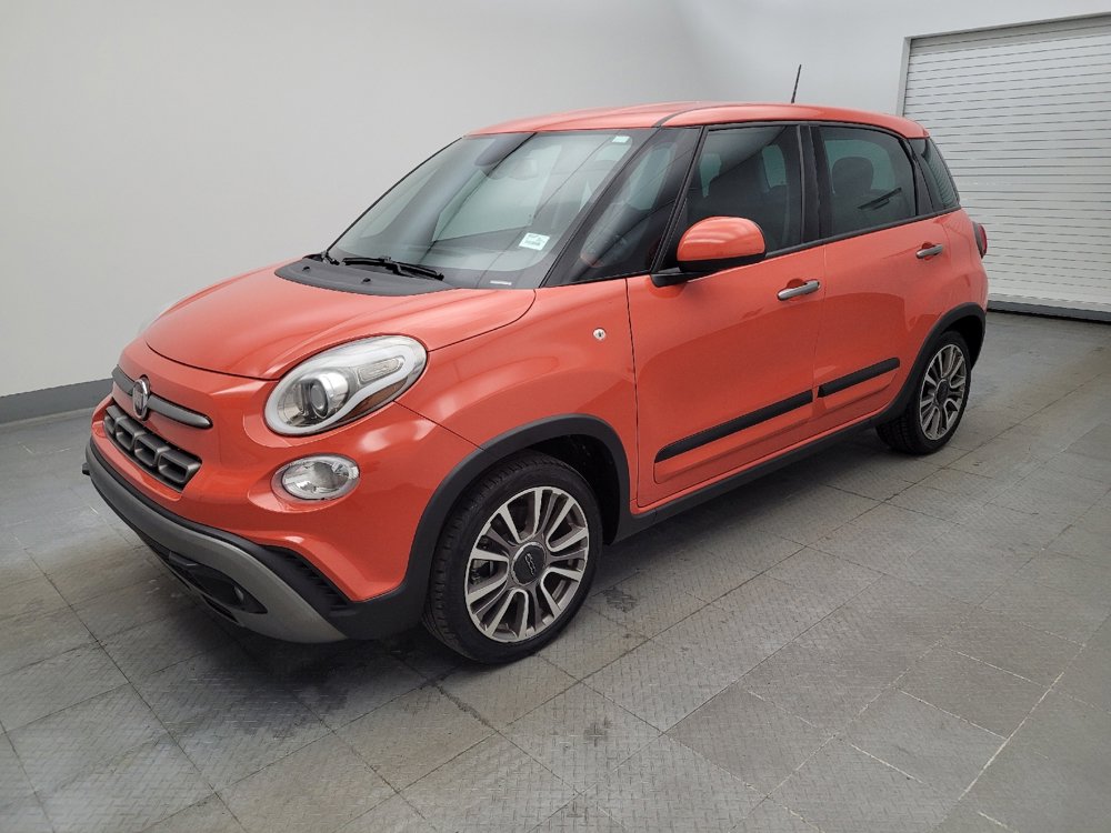 Used 2019 FIAT 500L Trekking w/ Popular Equipment Group image 2