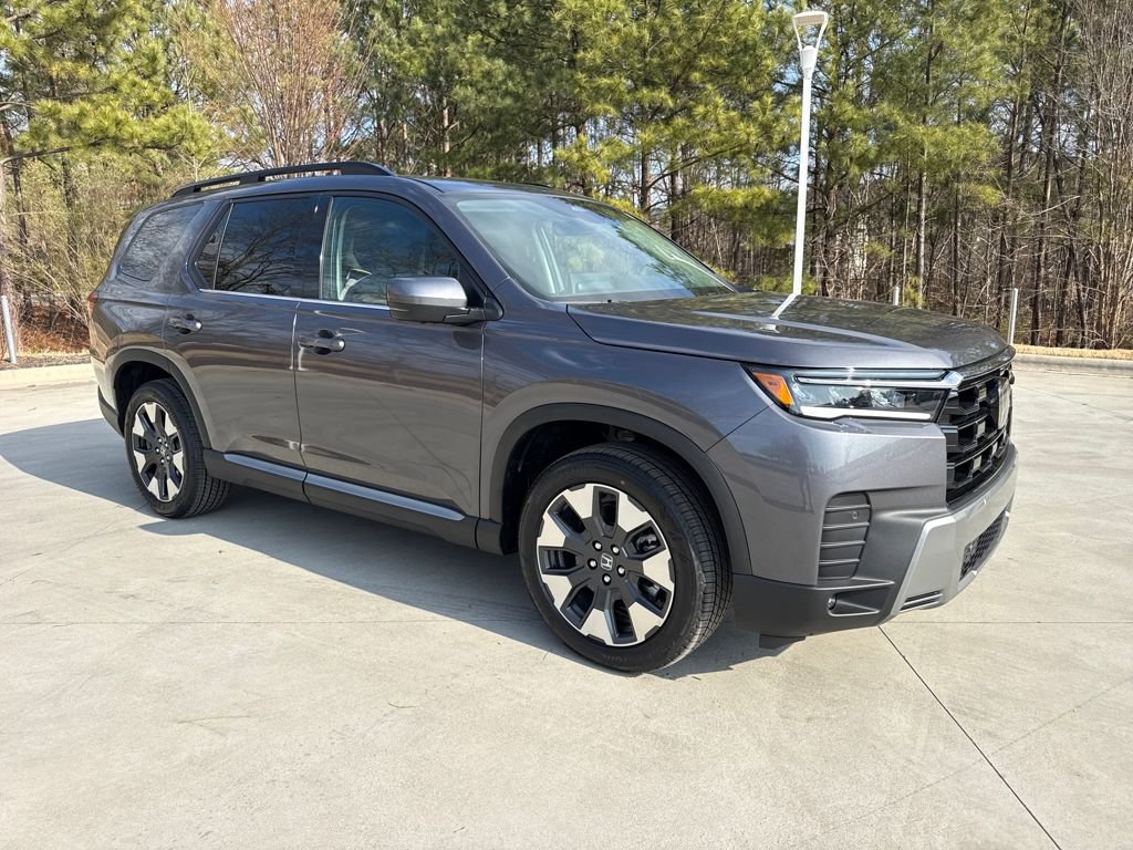 New 2026 Honda Pilot Touring image 1