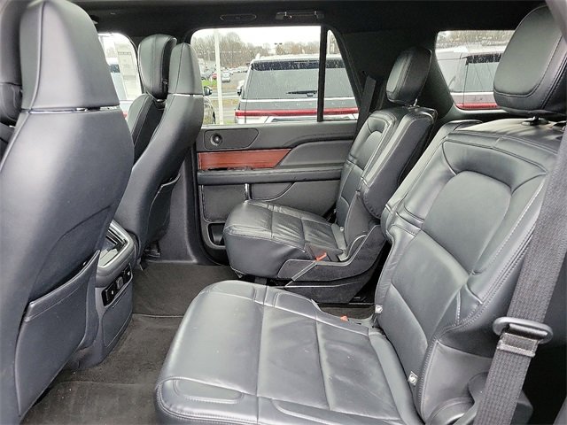 Used 2022 Lincoln Navigator Reserve image 9