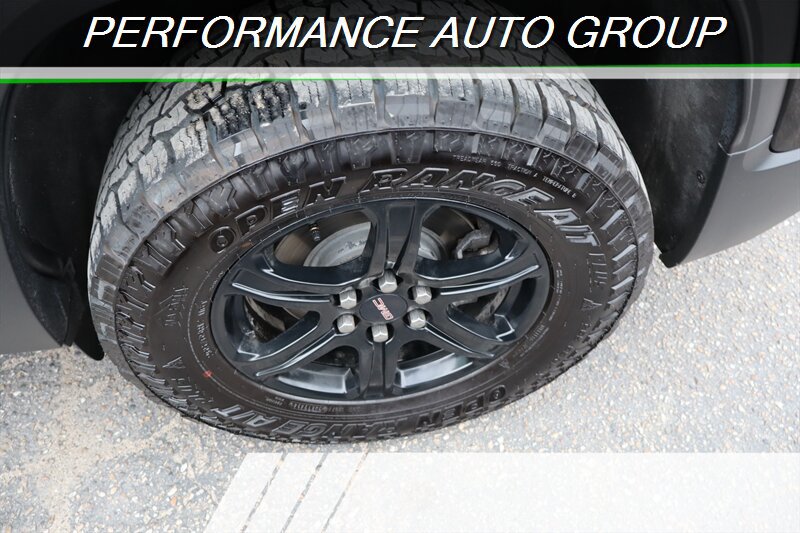 Used 2020 GMC Acadia AT4 w/ Driver Alert Package II AWD/4WD image 19