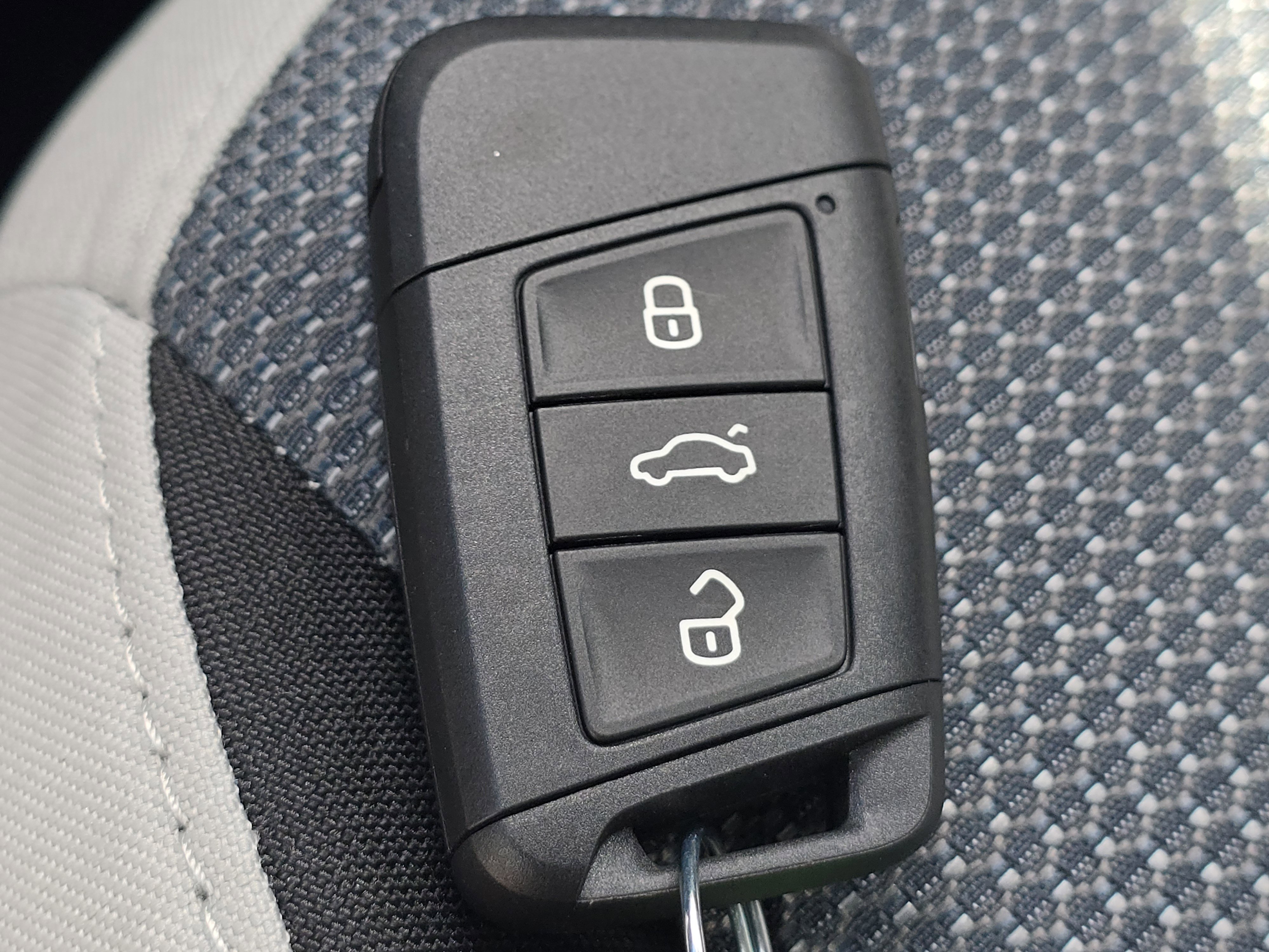 New 2025 Volkswagen Taos S image 27