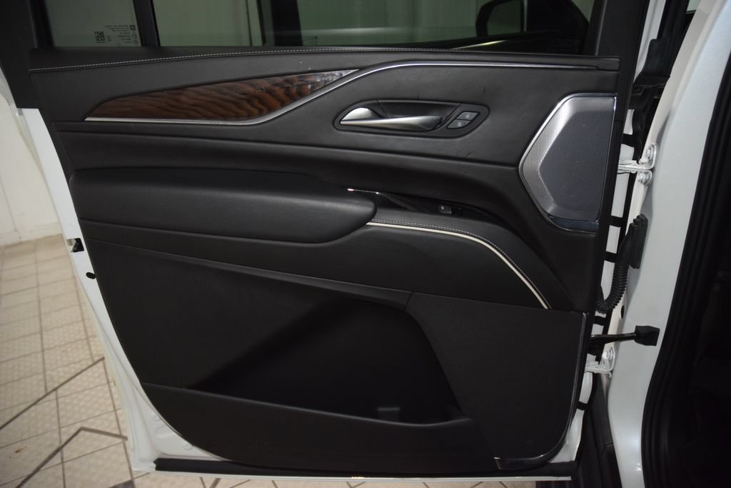 Used 2023 Cadillac Escalade ESV Sport Platinum AWD/4WD image 50